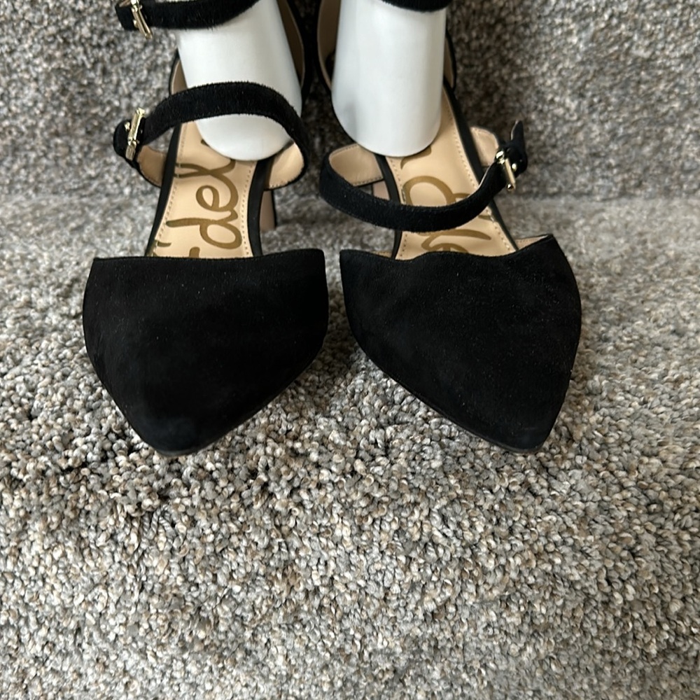 Nearly New Sam Edelman Black Suede Ankle Strap Heels - Picture 3 of 9